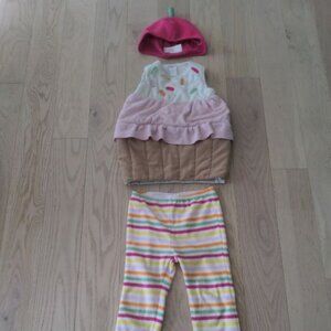 OLD NAVY KIDS Fleece Cupcake Halloween Costume Size 4-5 years Warm and Cozy